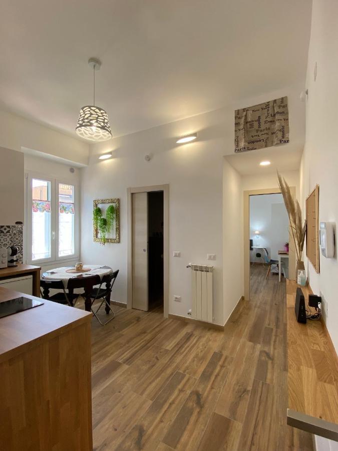 Menasihome Rome Buitenkant foto